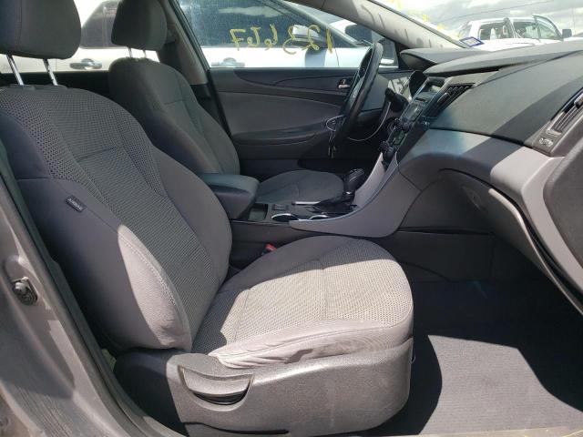 Photo 4 VIN: 5NPEB4AC9DH689786 - HYUNDAI SONATA GLS 