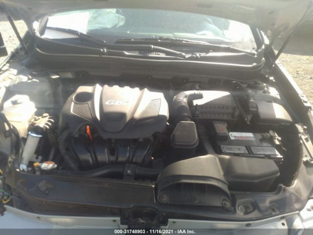 Photo 9 VIN: 5NPEB4AC9DH700981 - HYUNDAI SONATA 