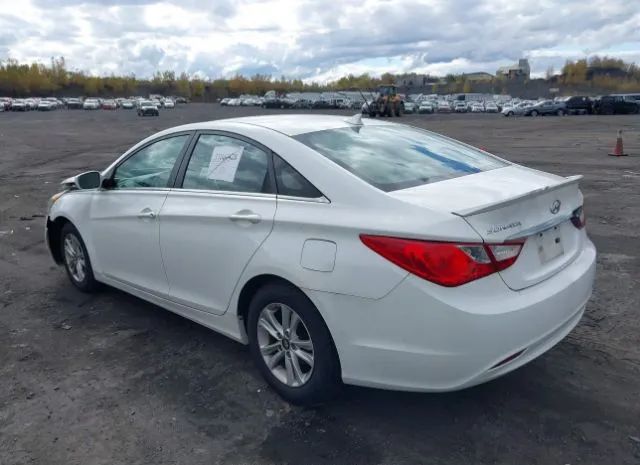 Photo 2 VIN: 5NPEB4AC9DH702066 - HYUNDAI SONATA 