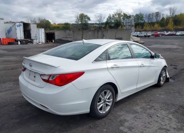 Photo 3 VIN: 5NPEB4AC9DH702066 - HYUNDAI SONATA 