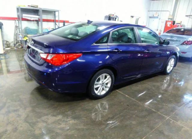 Photo 3 VIN: 5NPEB4AC9DH704030 - HYUNDAI SONATA 