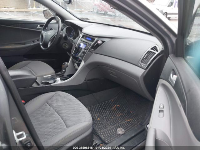 Photo 4 VIN: 5NPEB4AC9DH706747 - HYUNDAI SONATA 