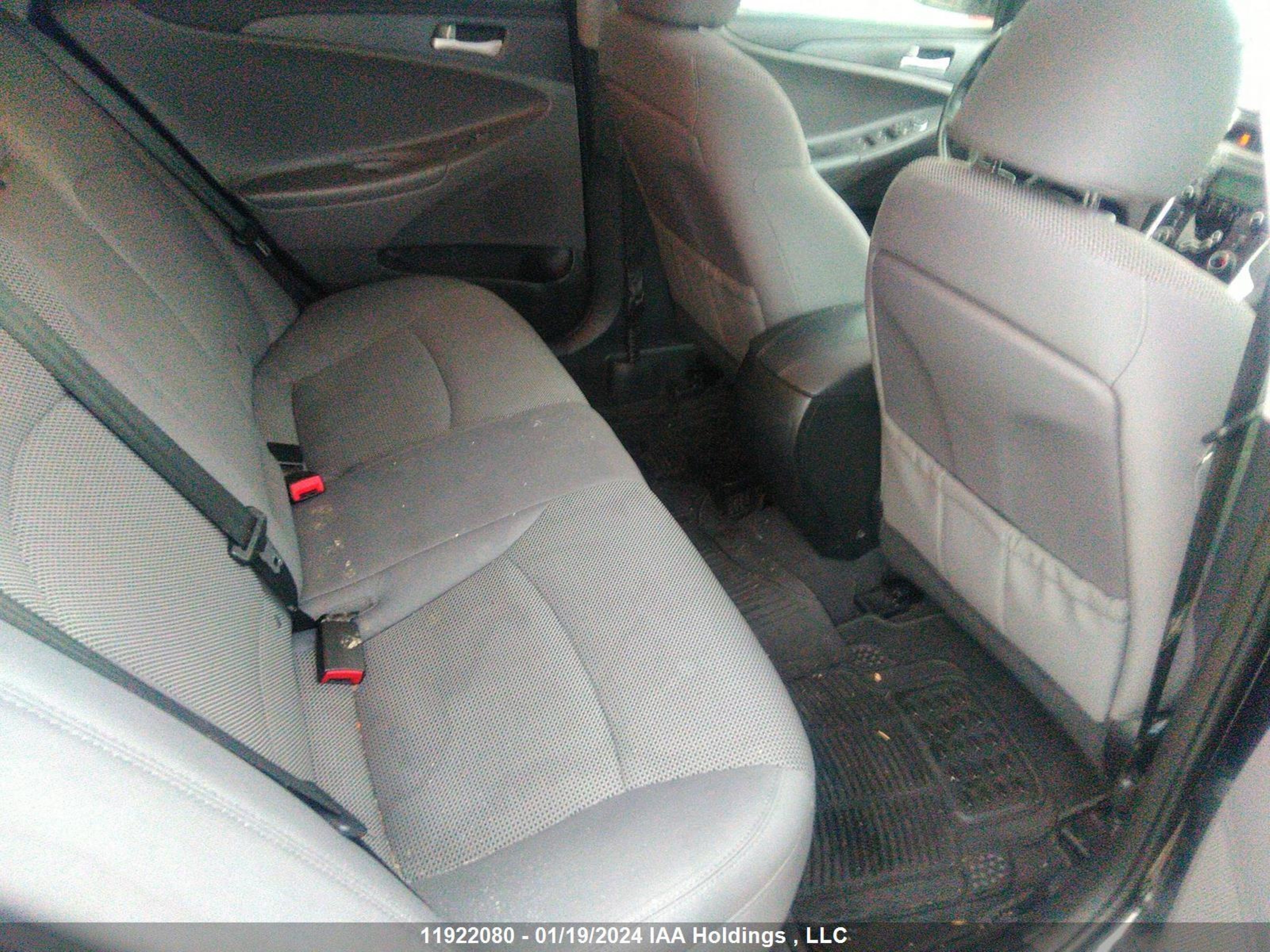 Photo 7 VIN: 5NPEB4AC9DH721541 - HYUNDAI SONATA 