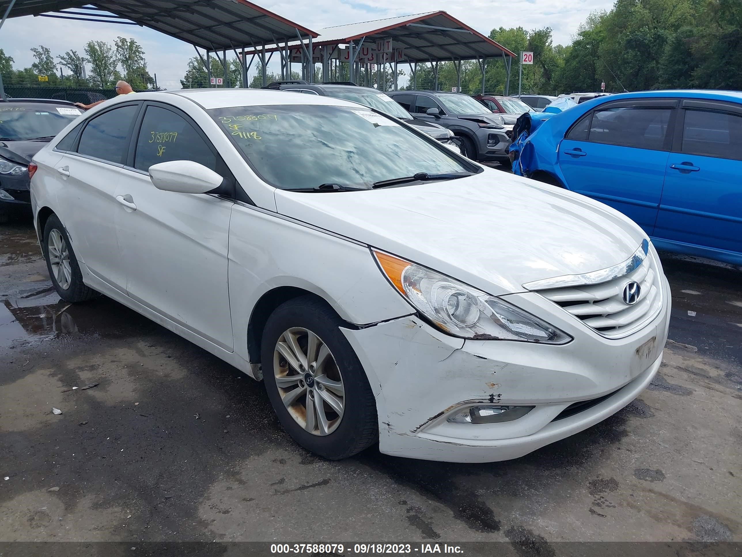 Photo 0 VIN: 5NPEB4AC9DH736203 - HYUNDAI SONATA 