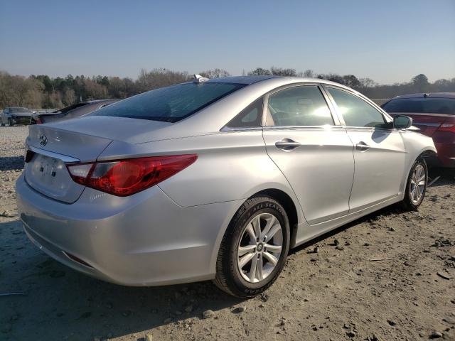 Photo 3 VIN: 5NPEB4AC9DH737108 - HYUNDAI SONATA GLS 