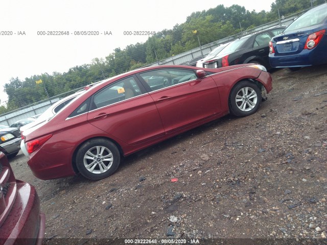 Photo 3 VIN: 5NPEB4AC9DH744351 - HYUNDAI SONATA 