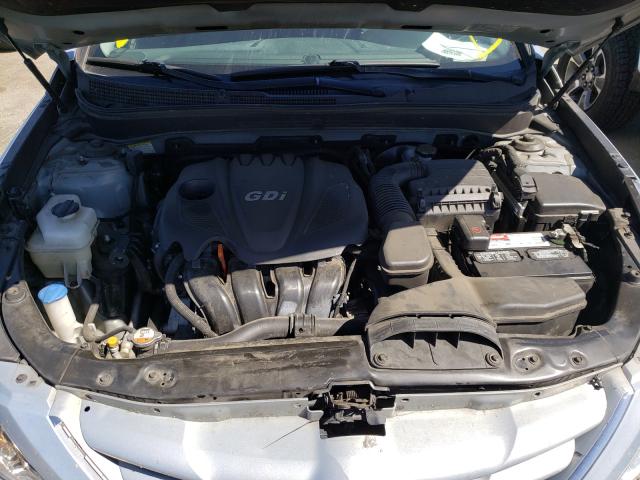 Photo 6 VIN: 5NPEB4AC9DH746455 - HYUNDAI SONATA GLS 