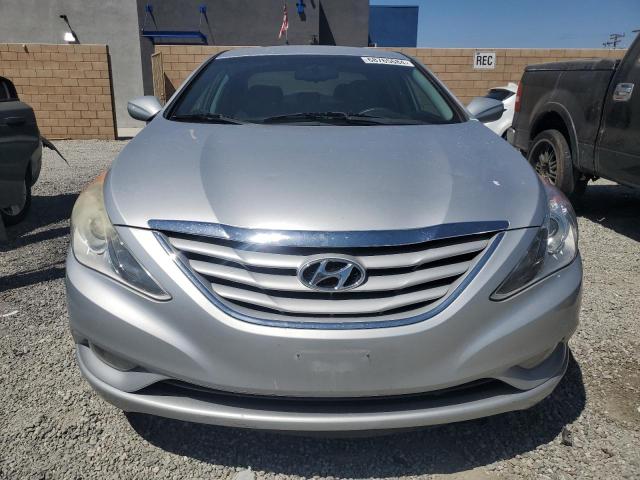 Photo 4 VIN: 5NPEB4AC9DH760114 - HYUNDAI SONATA GLS 