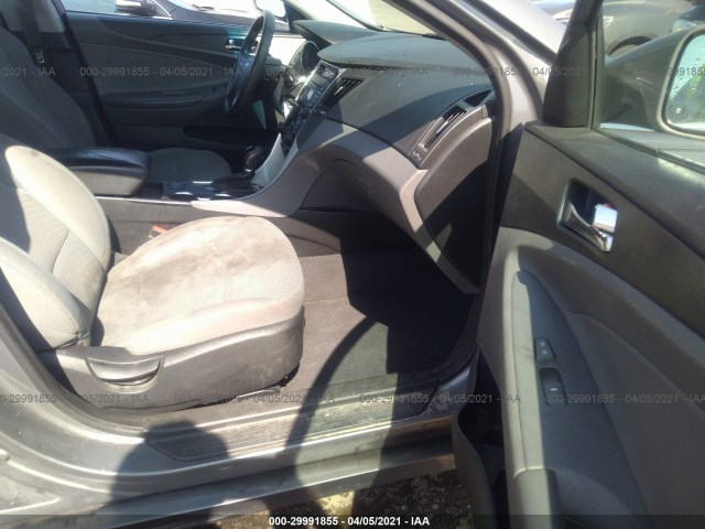 Photo 4 VIN: 5NPEB4AC9DH770853 - HYUNDAI SONATA 