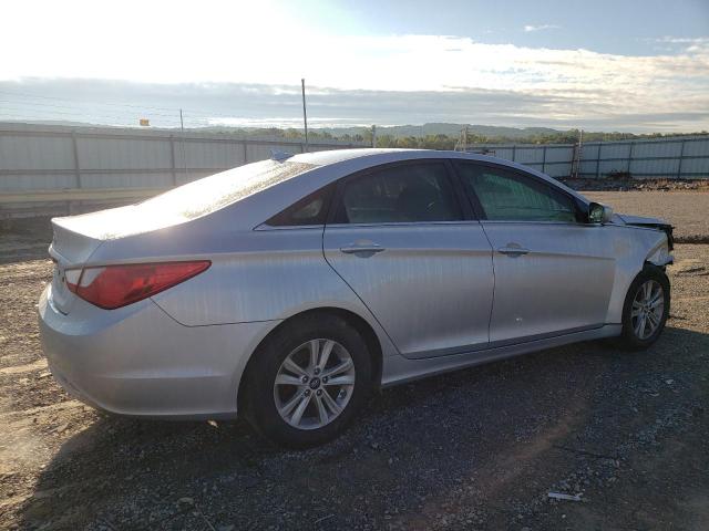 Photo 2 VIN: 5NPEB4AC9DH782193 - HYUNDAI SONATA GLS 