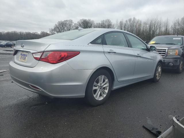 Photo 2 VIN: 5NPEB4AC9DH797227 - HYUNDAI SONATA 