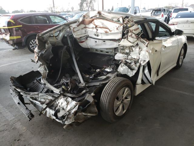 Photo 3 VIN: 5NPEB4AC9EH813587 - HYUNDAI SONATA GLS 