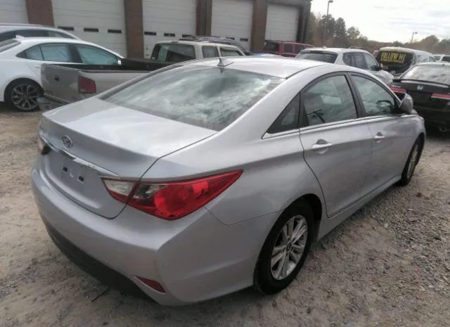 Photo 3 VIN: 5NPEB4AC9EH820006 - HYUNDAI SONATA 