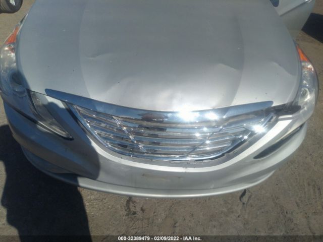 Photo 9 VIN: 5NPEB4AC9EH825254 - HYUNDAI SONATA 