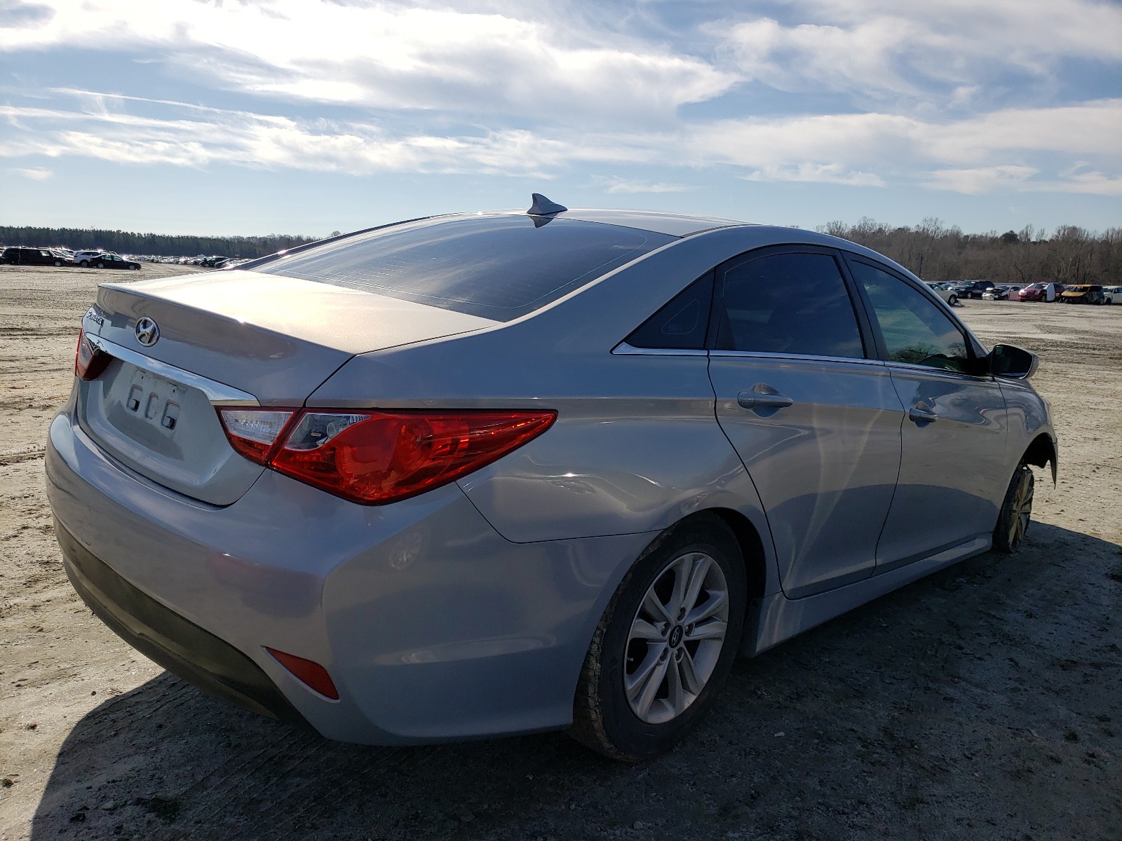 Photo 3 VIN: 5NPEB4AC9EH852941 - HYUNDAI SONATA GLS 