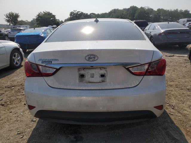 Photo 5 VIN: 5NPEB4AC9EH863888 - HYUNDAI SONATA GLS 