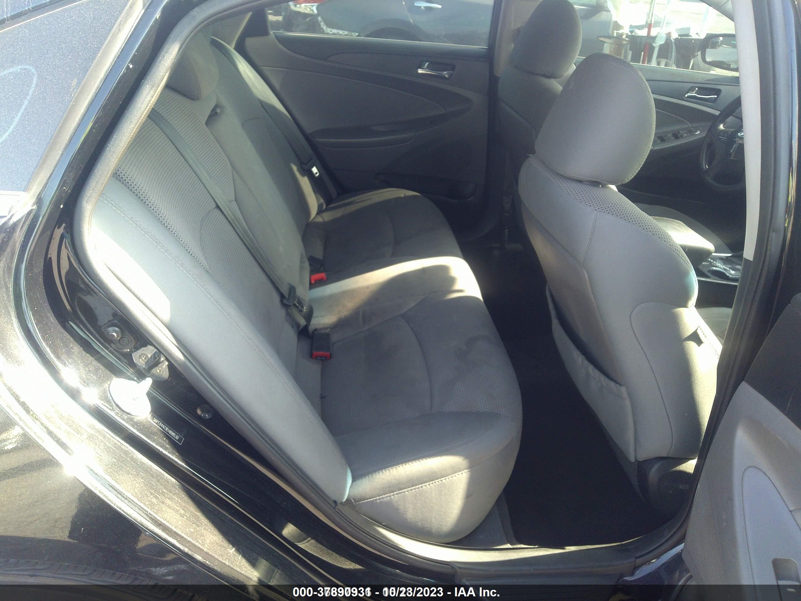 Photo 7 VIN: 5NPEB4AC9EH898530 - HYUNDAI SONATA 