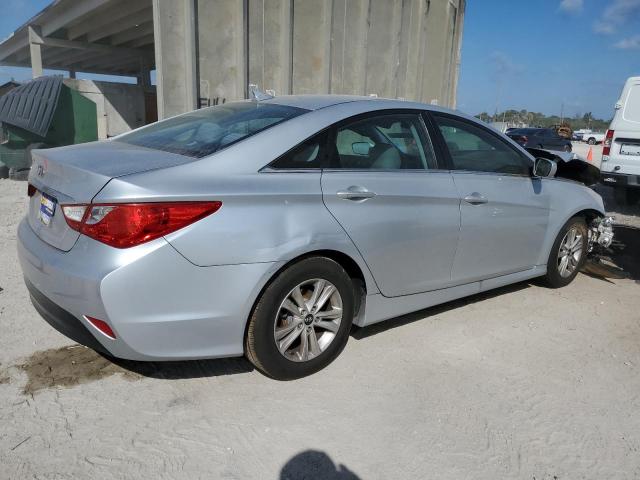 Photo 2 VIN: 5NPEB4AC9EH899564 - HYUNDAI SONATA GLS 