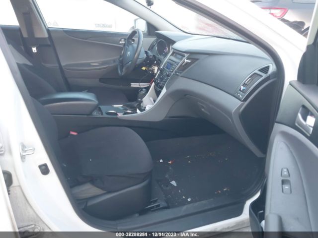 Photo 4 VIN: 5NPEB4AC9EH899774 - HYUNDAI SONATA 