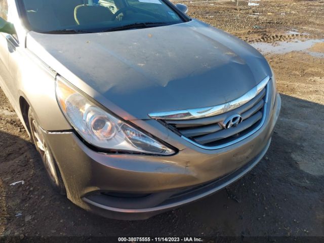 Photo 5 VIN: 5NPEB4AC9EH903385 - HYUNDAI SONATA 