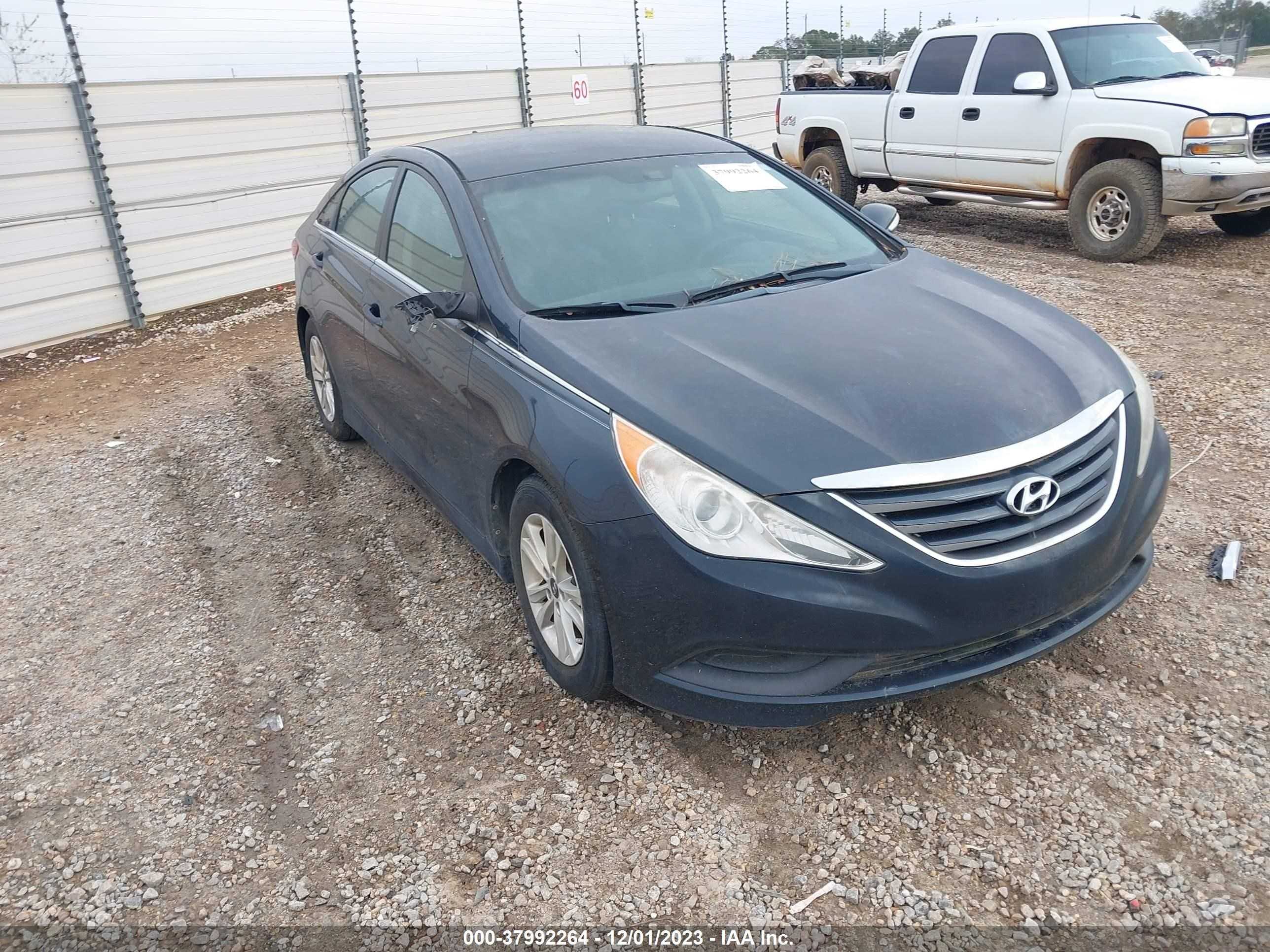 Photo 0 VIN: 5NPEB4AC9EH921868 - HYUNDAI SONATA 