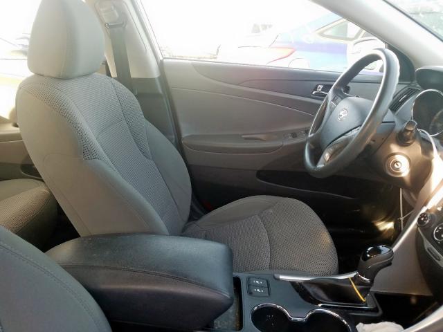 Photo 4 VIN: 5NPEB4AC9EH925256 - HYUNDAI SONATA GLS 