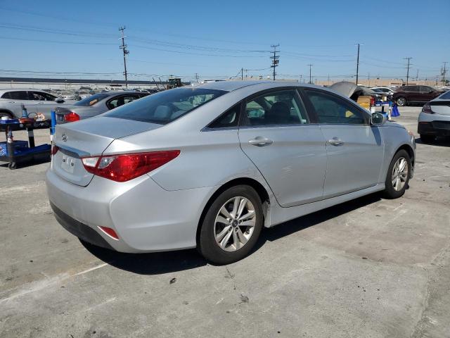 Photo 2 VIN: 5NPEB4AC9EH930327 - HYUNDAI SONATA GLS 