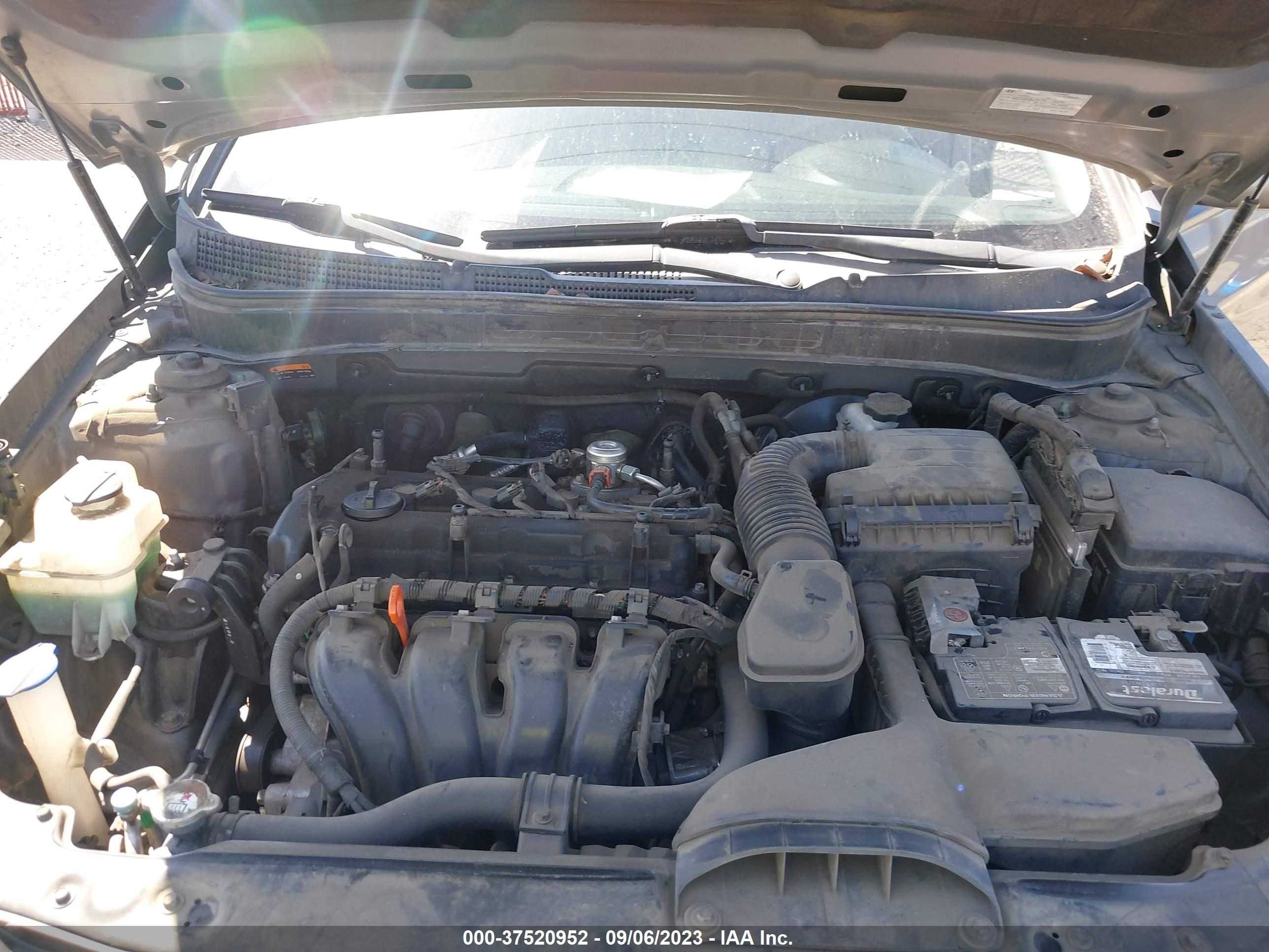 Photo 9 VIN: 5NPEB4AC9EH934765 - HYUNDAI SONATA 