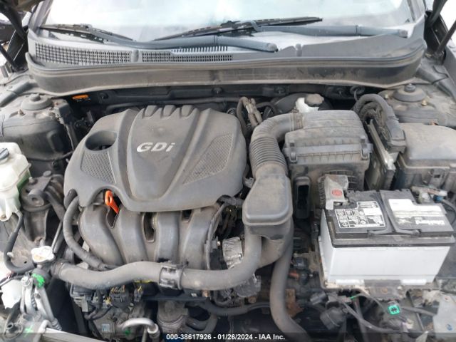 Photo 9 VIN: 5NPEB4AC9EH946673 - HYUNDAI SONATA 