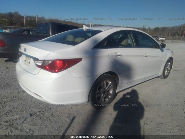 Photo 3 VIN: 5NPEB4ACXBH003199 - HYUNDAI SONATA 