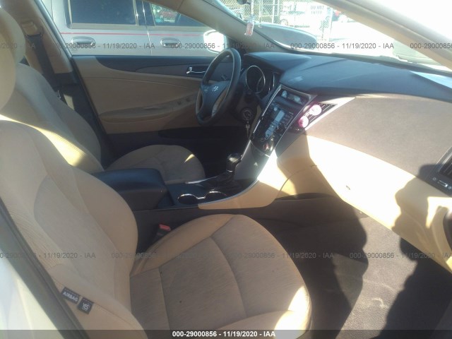 Photo 4 VIN: 5NPEB4ACXBH003199 - HYUNDAI SONATA 