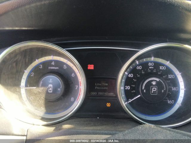 Photo 6 VIN: 5NPEB4ACXBH011920 - HYUNDAI SONATA 