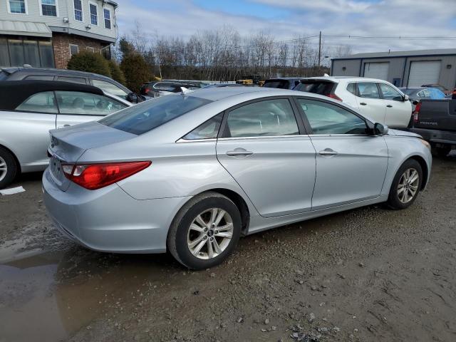 Photo 2 VIN: 5NPEB4ACXBH015207 - HYUNDAI SONATA 