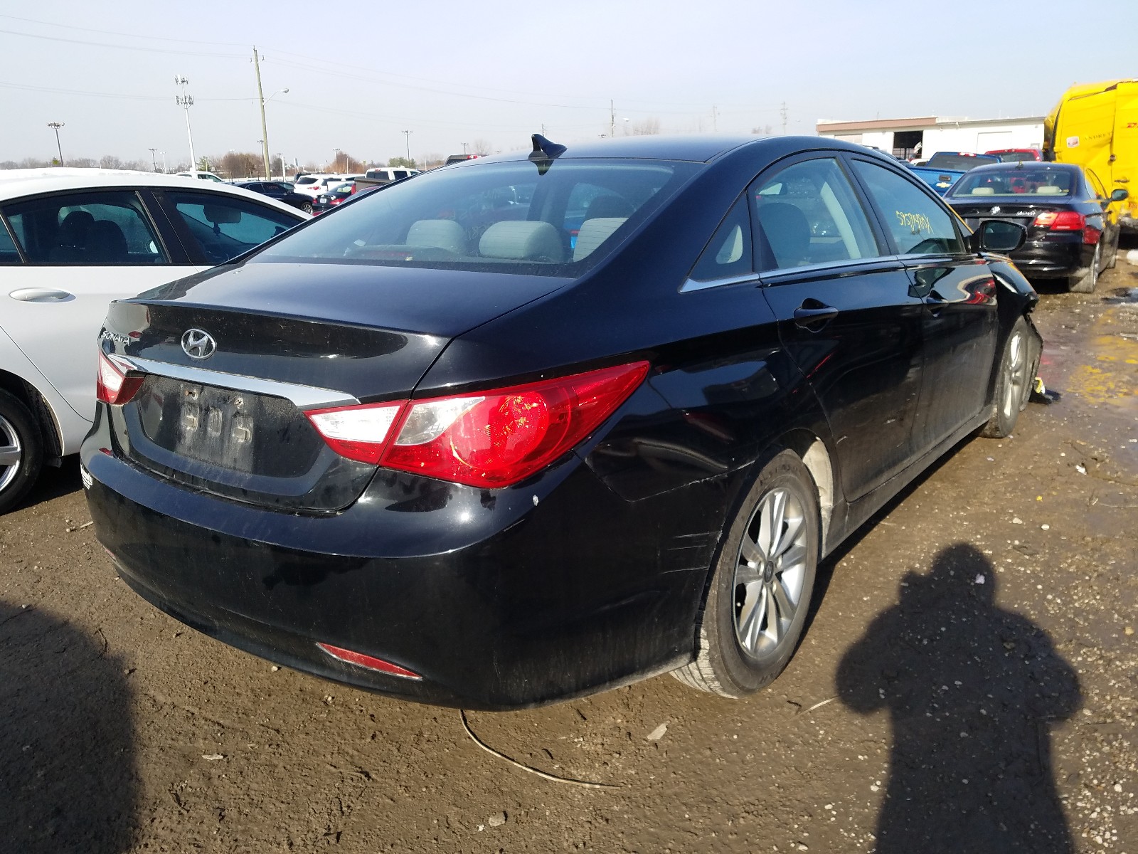 Photo 3 VIN: 5NPEB4ACXBH015529 - HYUNDAI SONATA GLS 