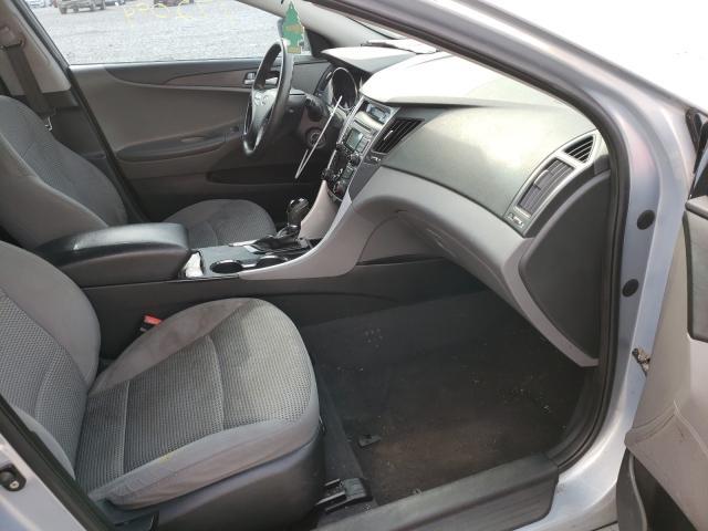 Photo 4 VIN: 5NPEB4ACXBH057215 - HYUNDAI SONATA 