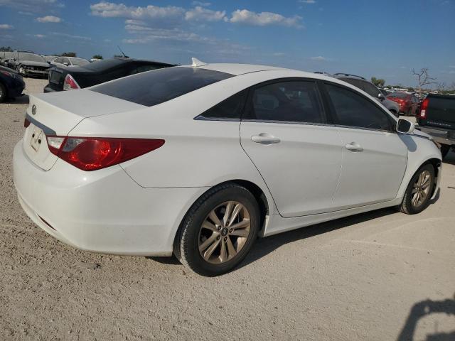 Photo 2 VIN: 5NPEB4ACXBH064469 - HYUNDAI SONATA GLS 