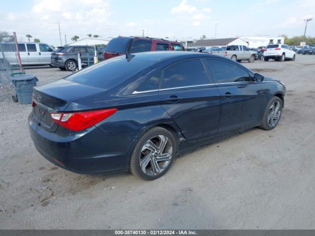 Photo 3 VIN: 5NPEB4ACXBH076296 - HYUNDAI SONATA 