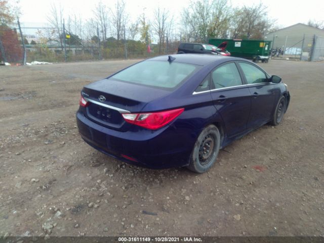 Photo 3 VIN: 5NPEB4ACXBH080008 - HYUNDAI SONATA 