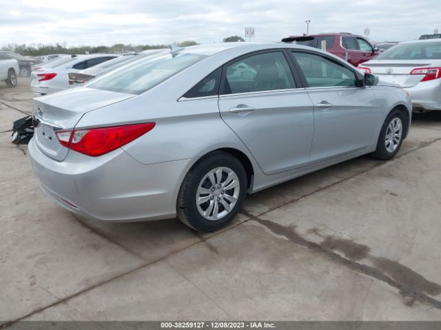 Photo 3 VIN: 5NPEB4ACXBH153913 - HYUNDAI SONATA 