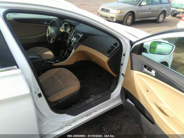 Photo 4 VIN: 5NPEB4ACXBH252120 - HYUNDAI SONATA 