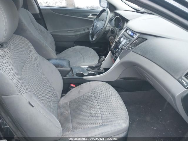 Photo 4 VIN: 5NPEB4ACXCH309188 - HYUNDAI SONATA 