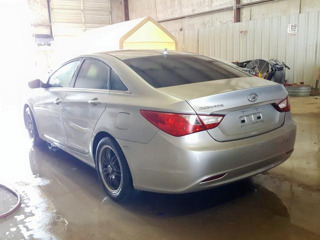 Photo 2 VIN: 5NPEB4ACXCH310051 - HYUNDAI SONATA GLS 