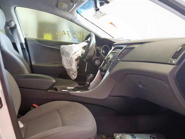 Photo 4 VIN: 5NPEB4ACXCH310051 - HYUNDAI SONATA GLS 