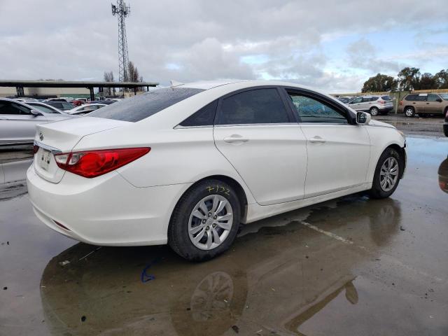 Photo 2 VIN: 5NPEB4ACXCH312849 - HYUNDAI SONATA GLS 