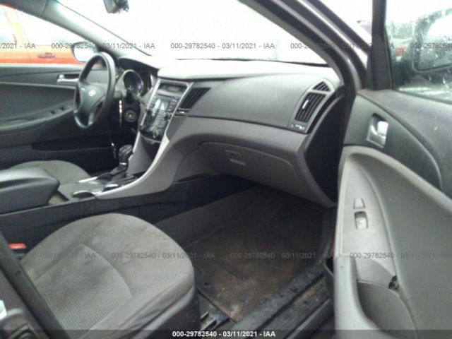 Photo 4 VIN: 5NPEB4ACXCH312995 - HYUNDAI SONATA 