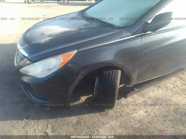 Photo 5 VIN: 5NPEB4ACXCH315265 - HYUNDAI SONATA 