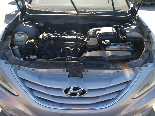 Photo 6 VIN: 5NPEB4ACXCH326816 - HYUNDAI SONATA GLS 