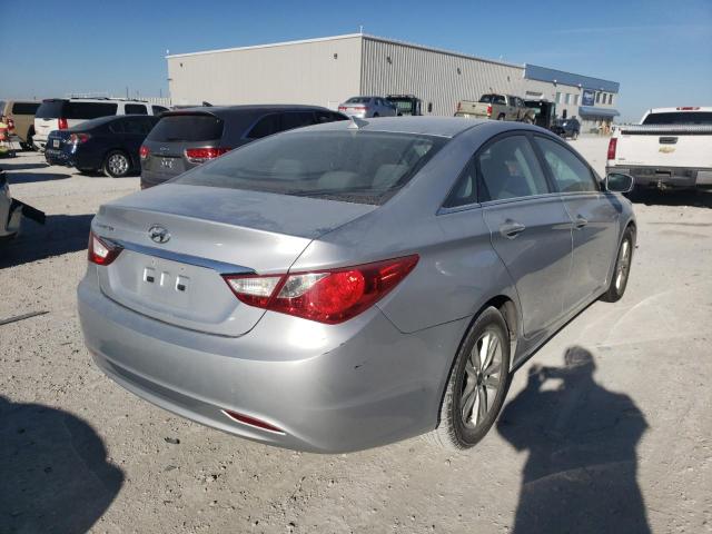 Photo 3 VIN: 5NPEB4ACXCH398843 - HYUNDAI SONATA GLS 