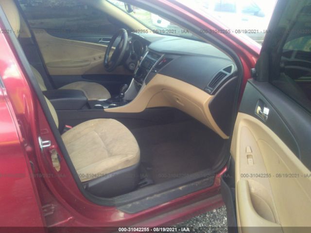 Photo 4 VIN: 5NPEB4ACXCH403670 - HYUNDAI SONATA 