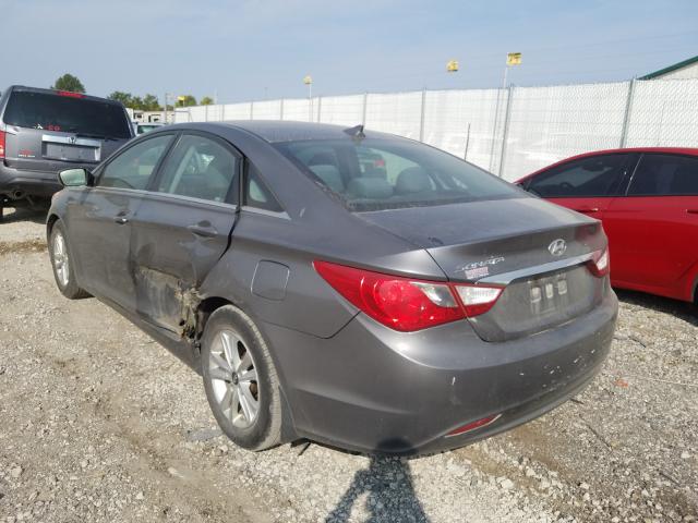 Photo 2 VIN: 5NPEB4ACXCH413504 - HYUNDAI SONATA GLS 